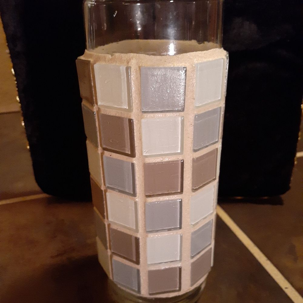 Hand tiled. Glass Mosaic Tiles. 9" glass vase. One-of-a-kind, handcrafted. - Picture 4 of 6